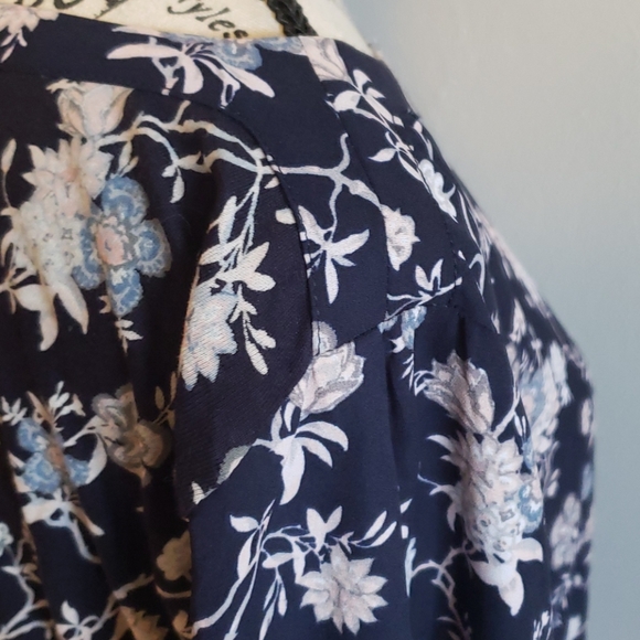 LOFT Blouse - Picture 3 of 6